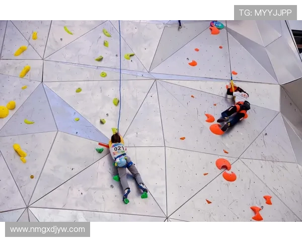 北京攀岩队转型之路揭秘极限运动嘉年华的崭新篇章与挑战 北京攀岩队转型之路揭秘极限运动嘉年华的崭新篇章与挑战