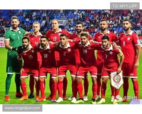 广州足球队在世界锦标赛积分榜上以61分稳居第一名展现强劲实力