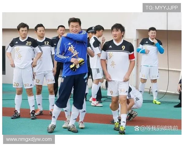 武汉足球队团队协作深度解析与其他球队的对比研究