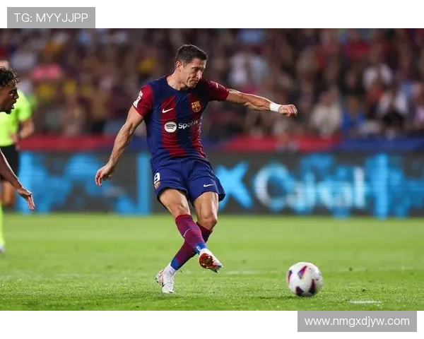 克罗托内与比萨的激烈对决期待精彩瞬间与精彩进球